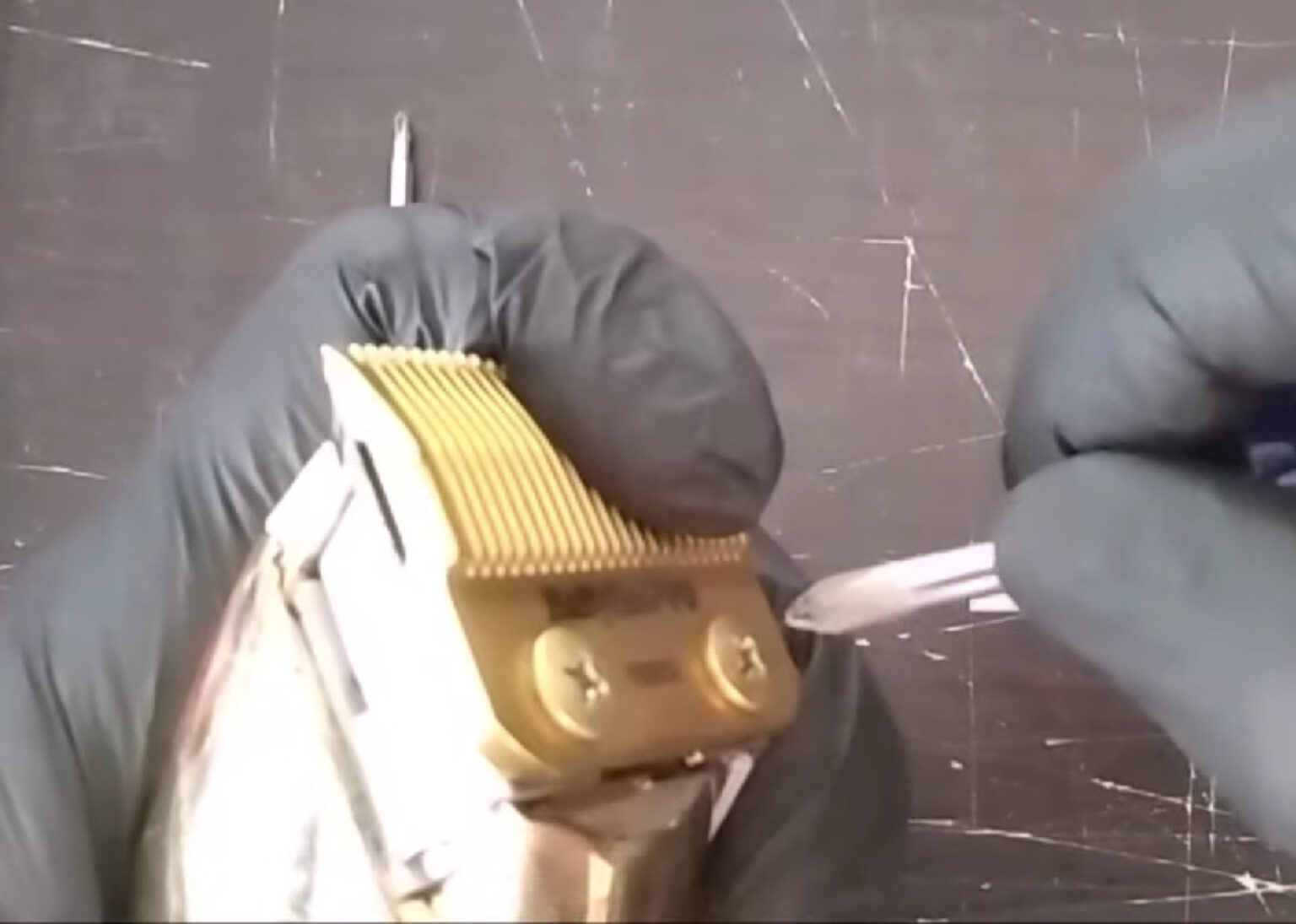 Why are my Babyliss Clippers so loud ( NOISY Trimmer Fix)