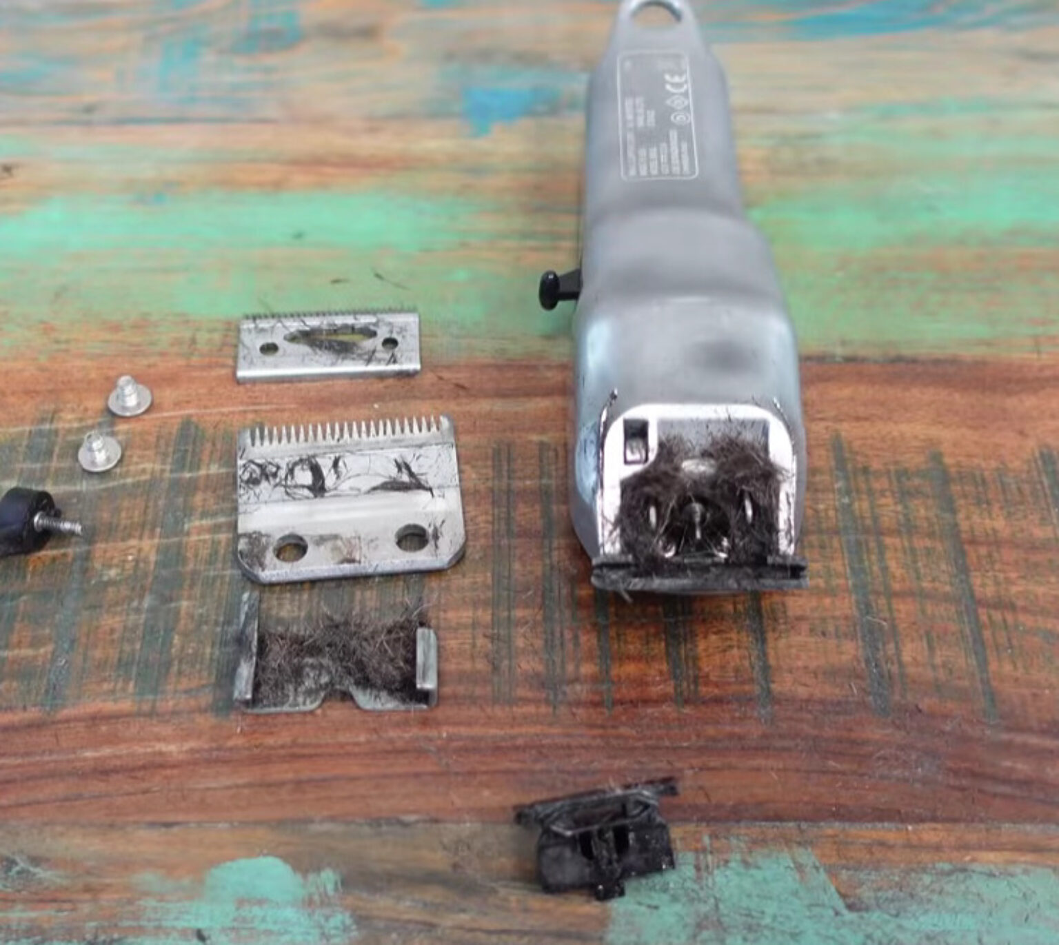 How To Clean Hair Clippers (Maximize Your Clippers' Lifespan)